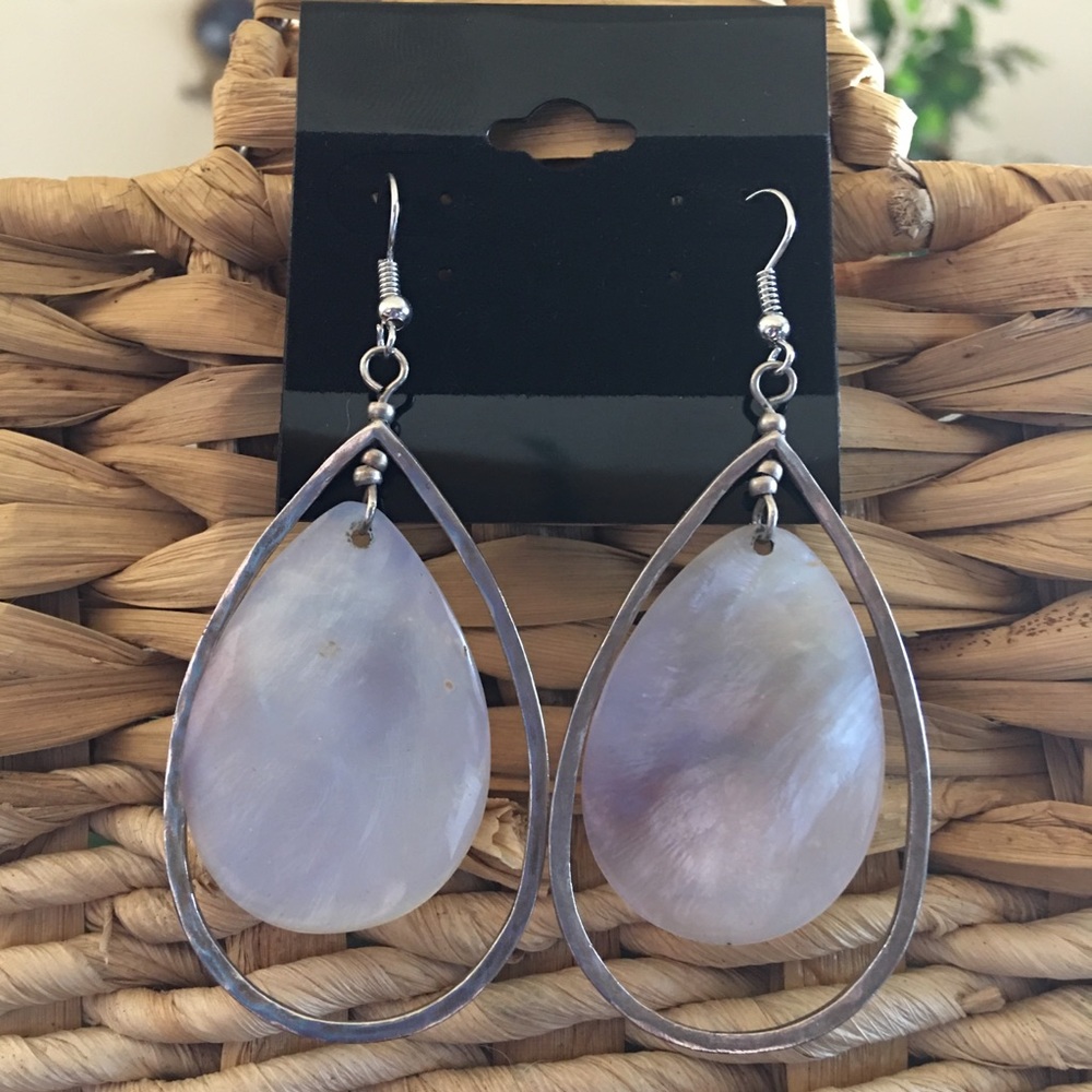 Vintage silver tone mother of pearl earrings